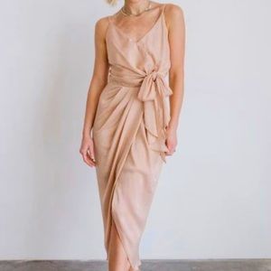 Camila light salmon silk midi dress